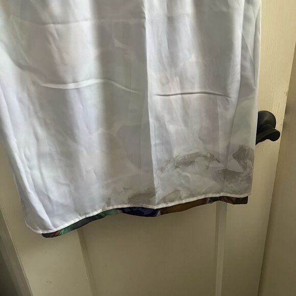 BCBG Silk Multicolor Green Floral Drape Pleated Dress Size 10 - Picture 8 of 14